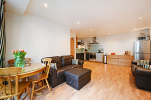 17 Cavendish Street City Centre